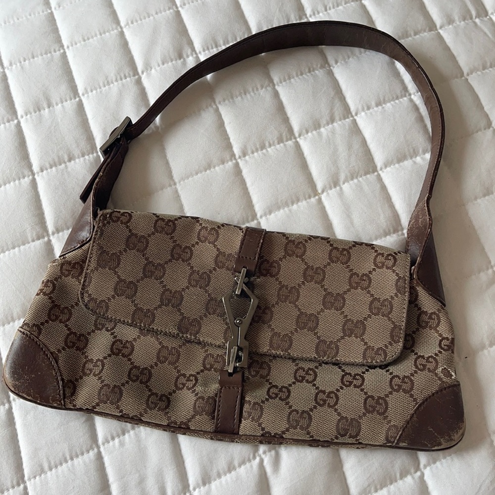 Authentic Vintage Gucci shoulder purse